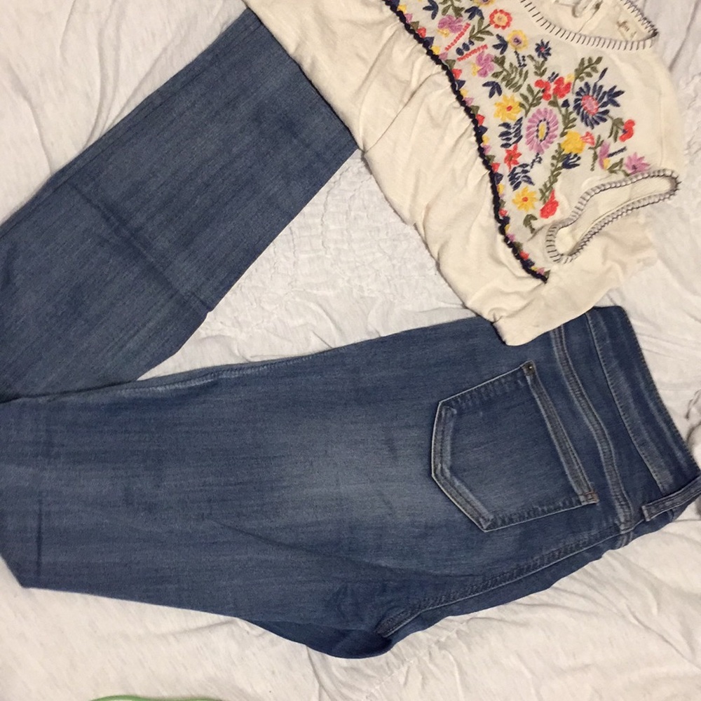 Mid rise skinny jeans